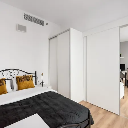 New Comfort 747 Apartmán Varšava